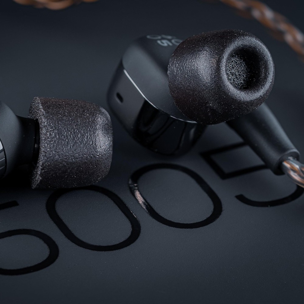 Comply 500 Core Series | Memory Foam Replacement IEM Ear Tips Medium, Black