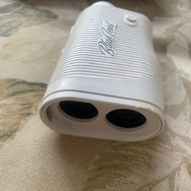 White Blue Tees Series 3 Max+ Range Finder
