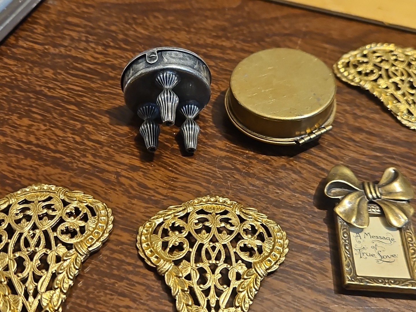 Lot Of 20 Fancy Piece Mixed France Vintage 60s Brass Stampings Findings Jewelry