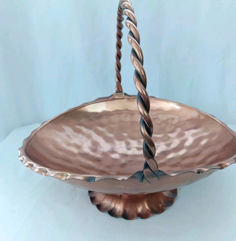 Vtg. Gregorian Hand Crafted Hammered Copper Basket Ruffled Edge & Twisted Handle