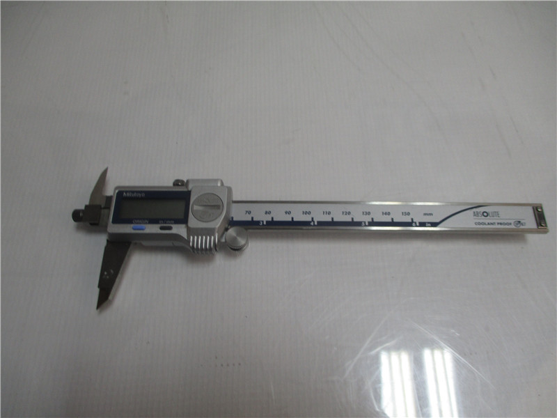 Mitutoyo NTD10 P6M Digital Caliper Precision Measuring Tool