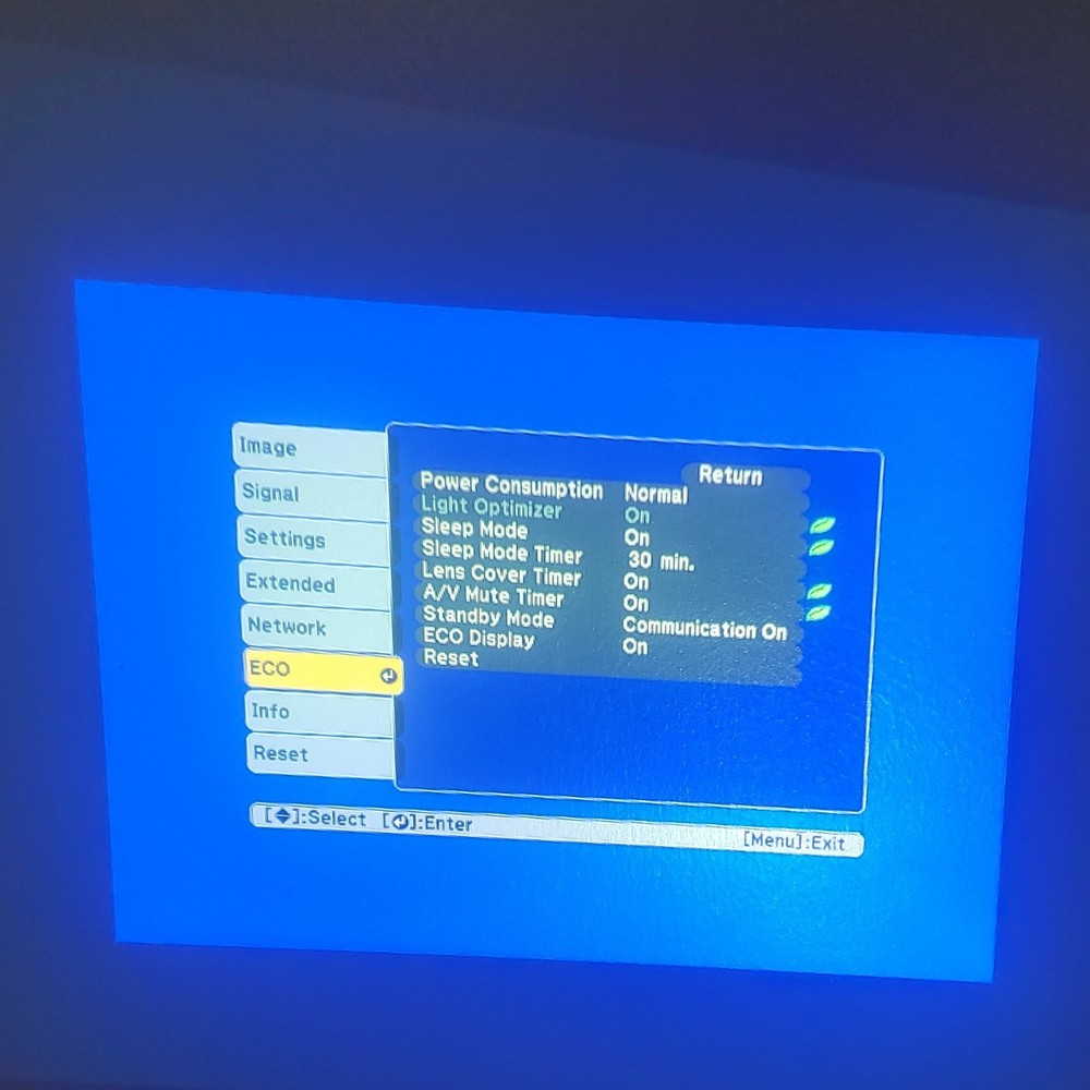 Epson VS250 3LCD Projector, Remote Control, USB VGA, White