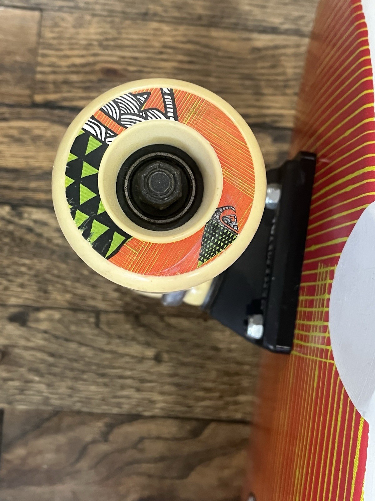 VERY RARE! Quiksilver Cruiser Skateboard W/ Bent Metal Trucks - Matching Wheels