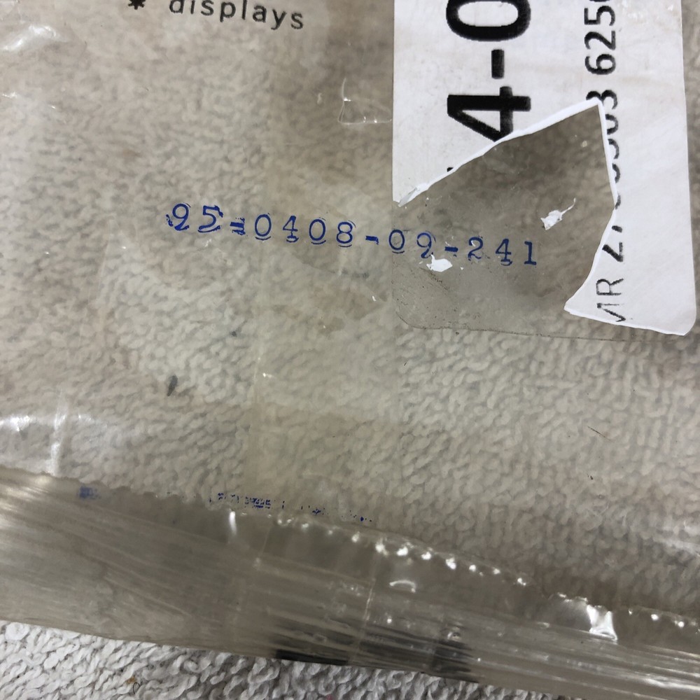 Dialight Indicator 95-0408-09-241 75W / 125V (4152)