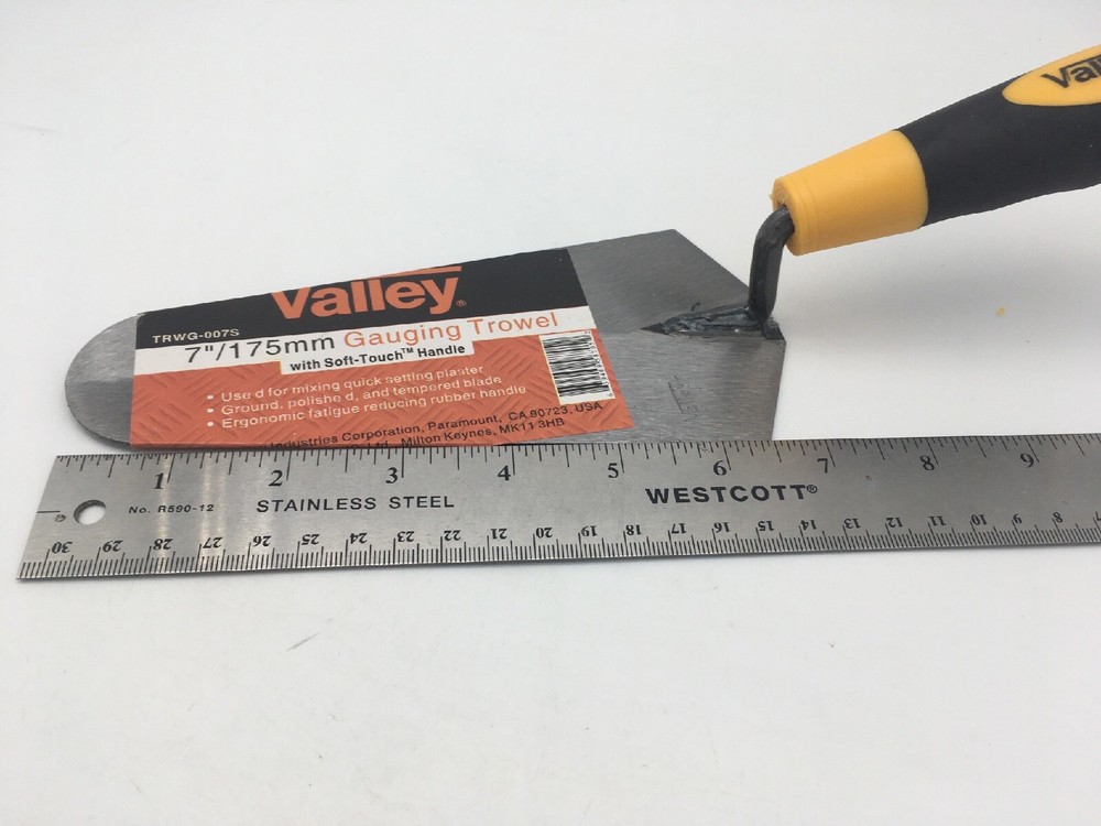 7” Gauging Trowel Soft-Touch Plastic Handle