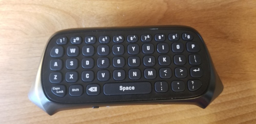Whiteoak Wireless Keyboard for Xbox One TYX-587 ***Missing USB Dongle***