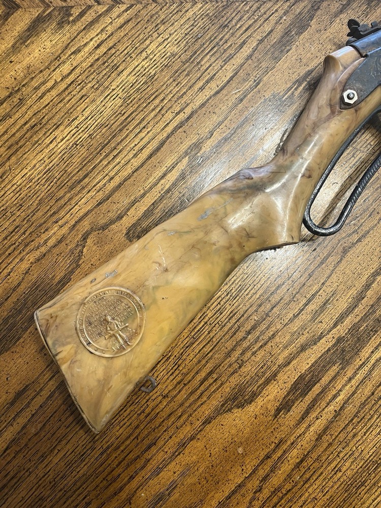 Vintage 1960s Daisy Model 98 Eagle BB Gun See Description