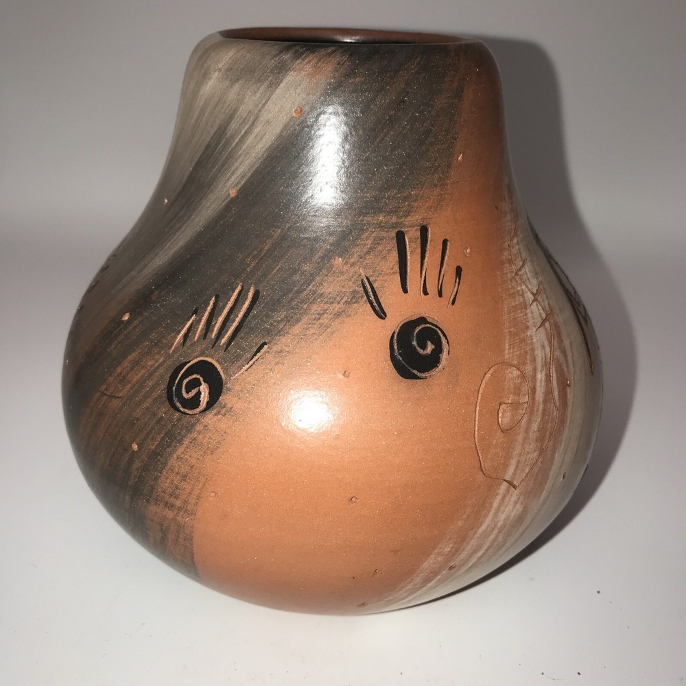 Cedar Mesa Native Pottery Rock Art.  Signed. 5.5"