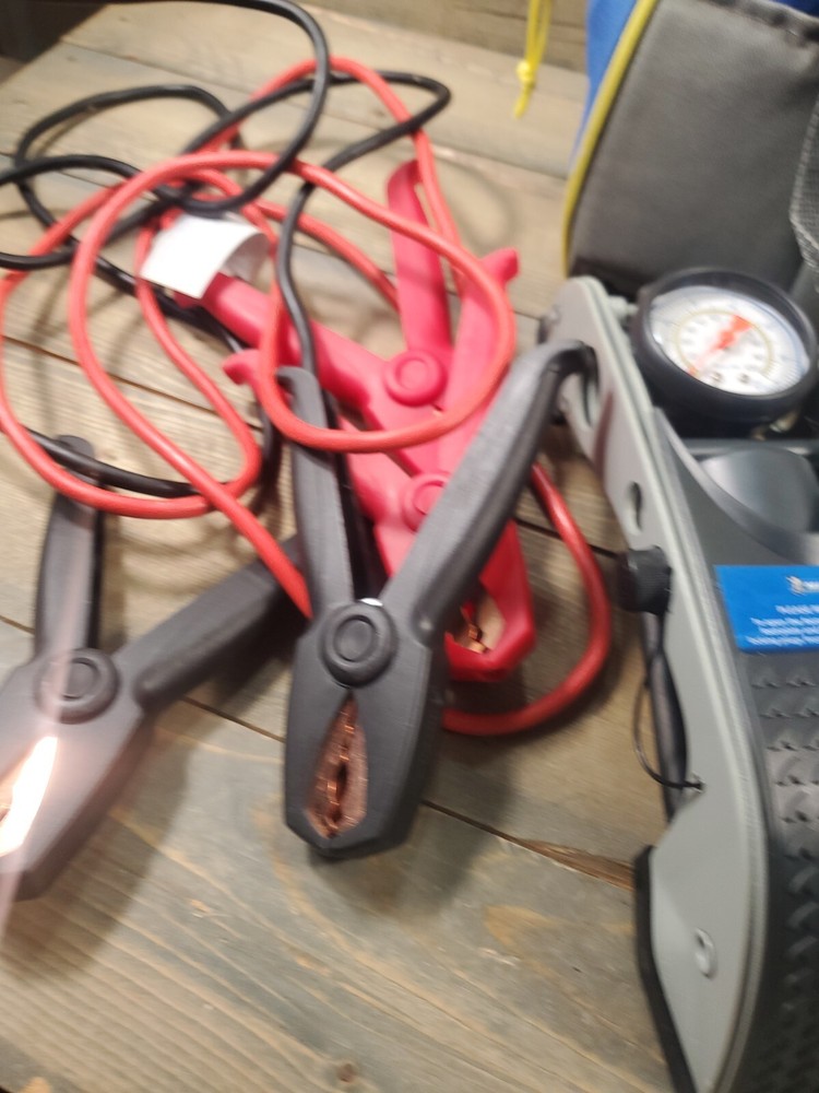 MICHELIN Emergency Roadside Kit