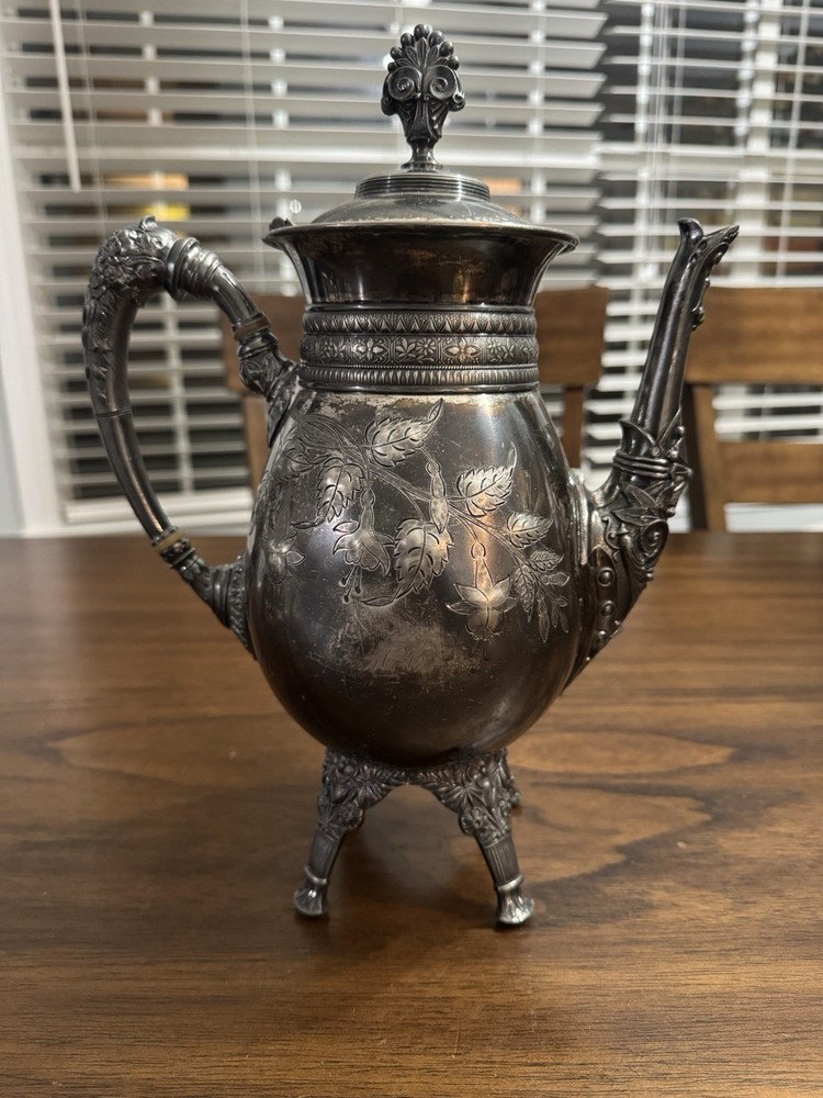 Antique Meriden Britannia Teapot Silver Plated Pattern 1925