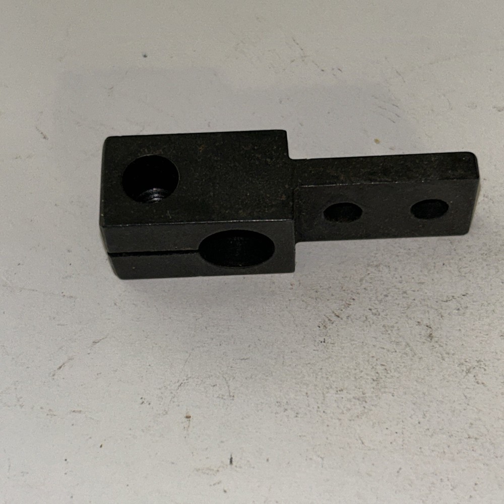 981556 Lever