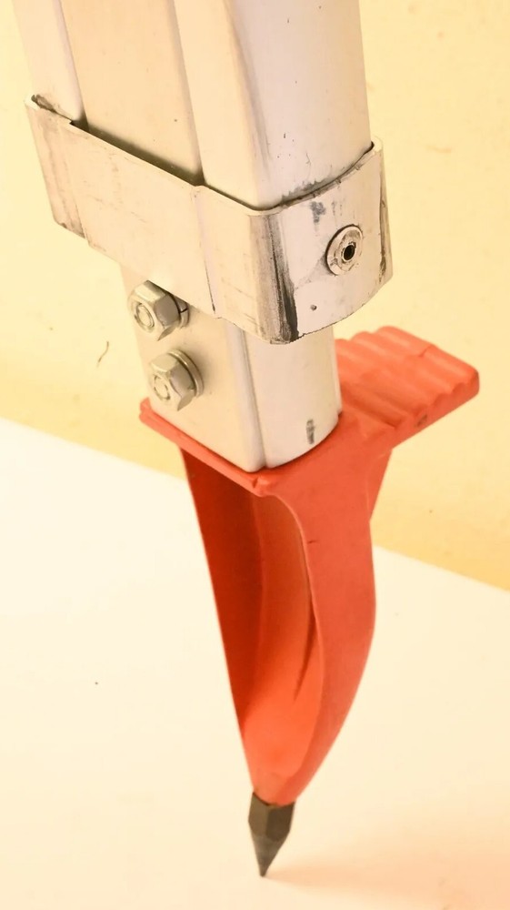 Kara Aluminum Survey Tripod