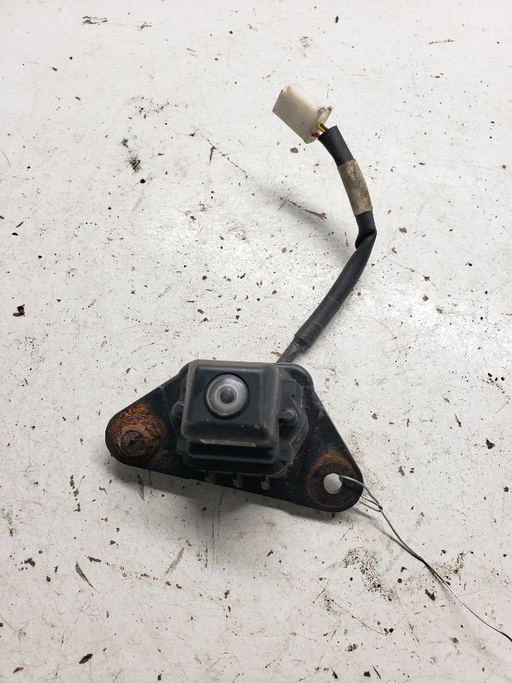 Fits 2006-2009 PRIUS Camera/ Projector Decklid Mounted OEM