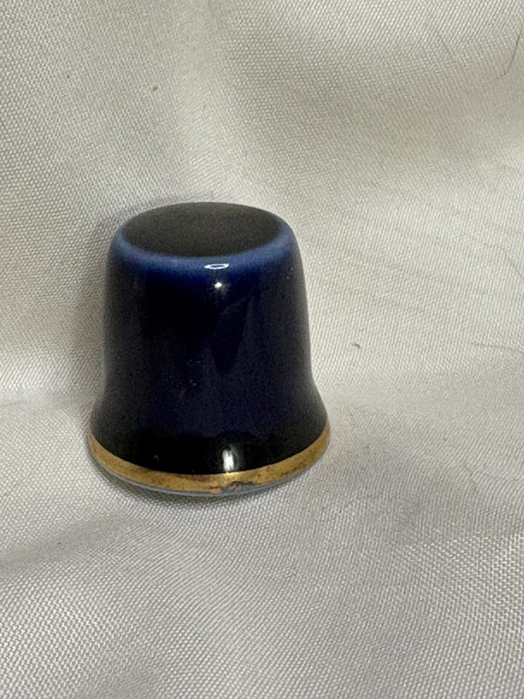 Gold Accent Cobalt Blue Porcelain Thimble