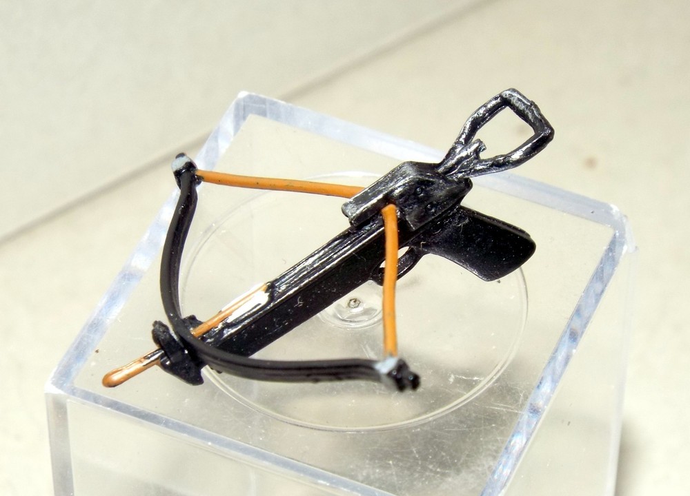 BUFFY THE VAMPIRE SLAYER ANGEL HAND CROSSBOW #1 ACTION FIGURE ACCESSORY