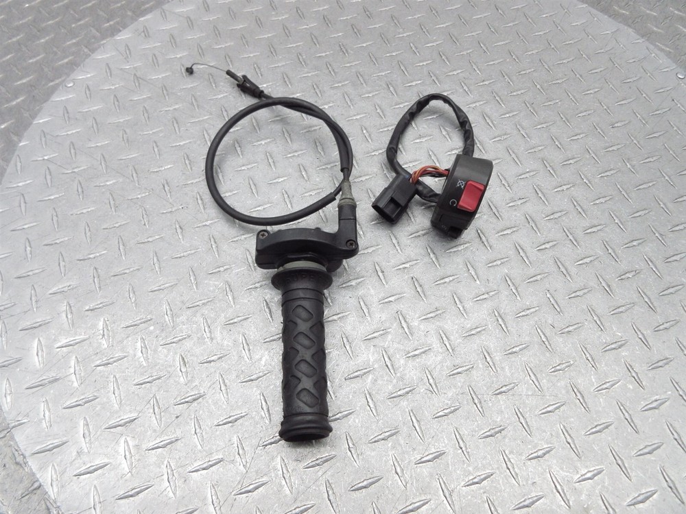 2004 02-06 Ducati Monster 600 M600 Right Handlebar Switch Throttle Control Cable