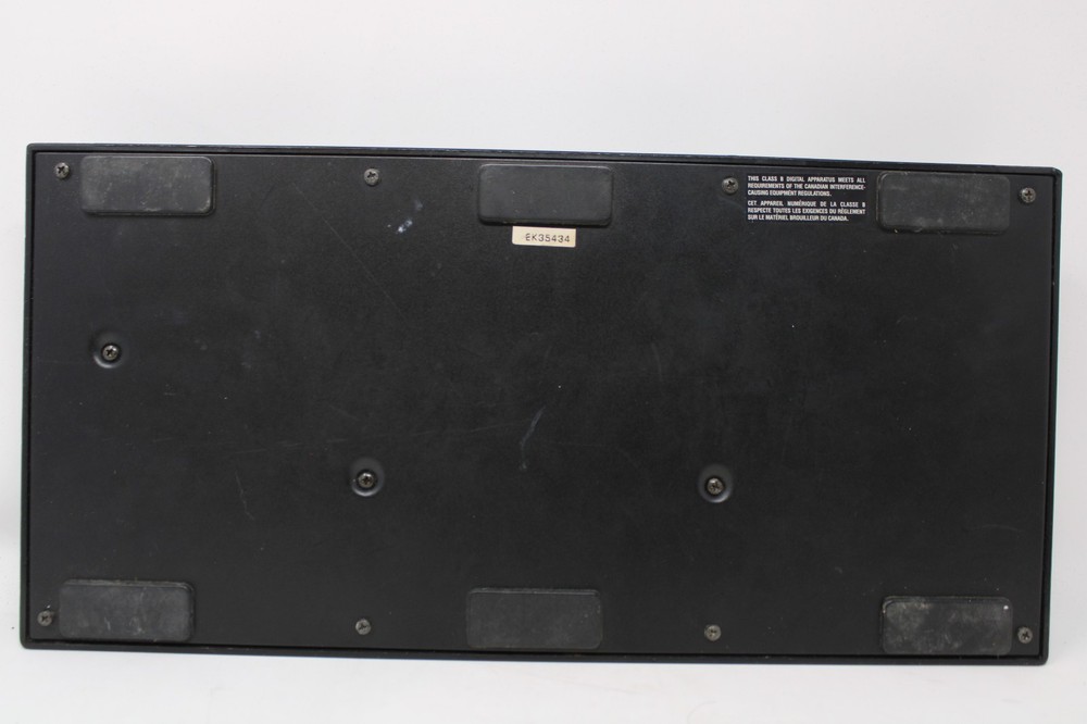 BOSS ME-8 Guitar Multiple Effects Processor Pedal Board Unit Only