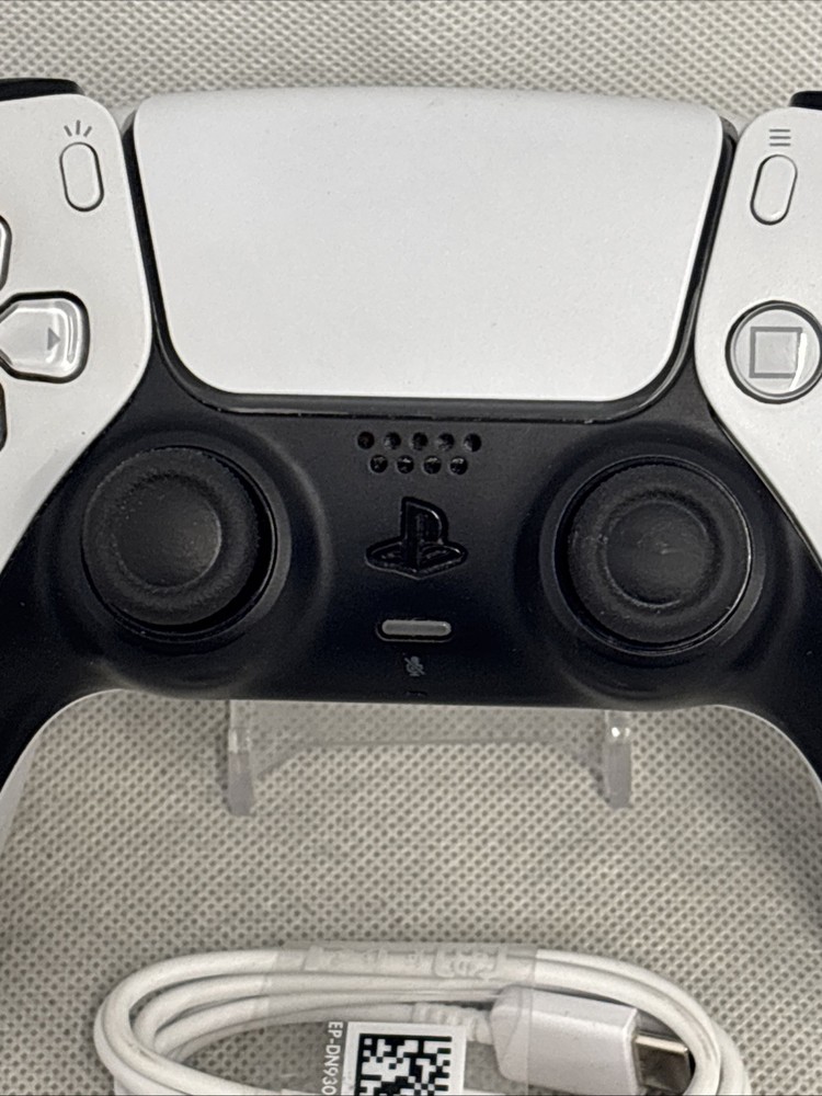 Sony PS5 Playstation 5 DualSense Wireless Controller - White