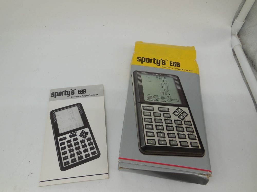N13 Sporty’s Electronic E6B Flight Computer with box case and instuctions