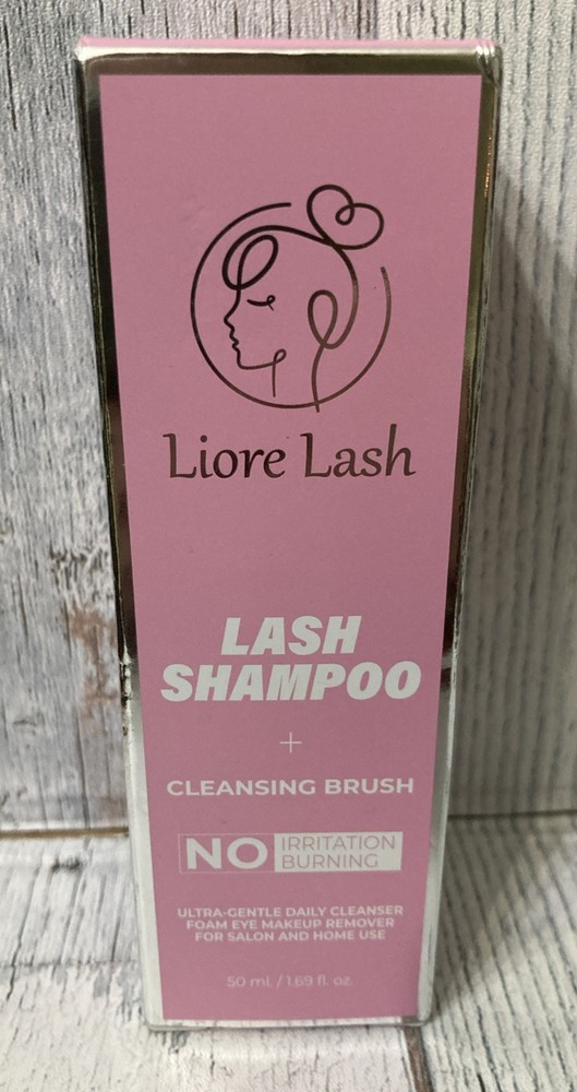 Liore Lash Lash Shampoo & Cleansing Brush