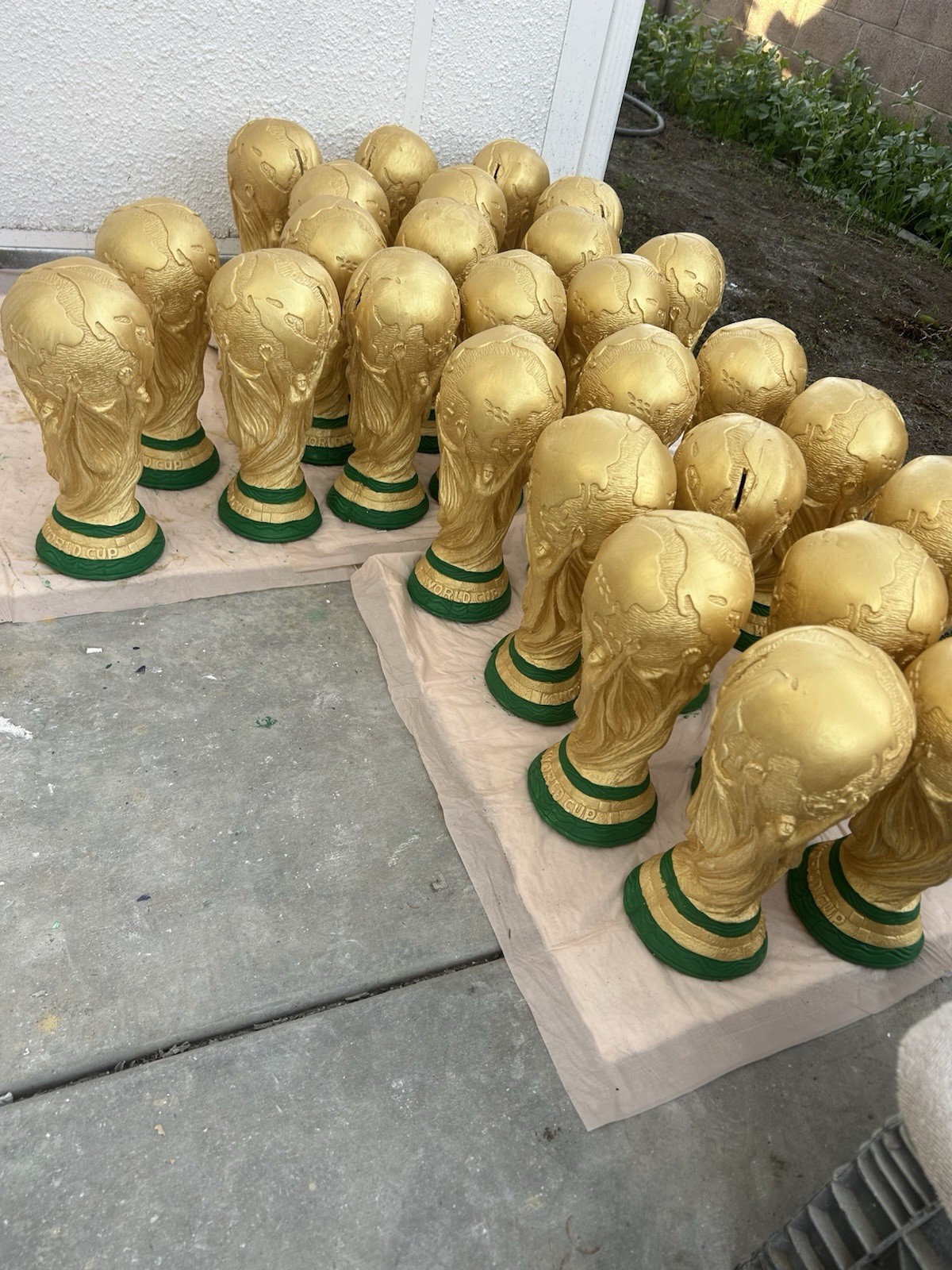 2026 world cup trophy ((piggy Bank)). America, Canada, And Mexico. Free Shipping