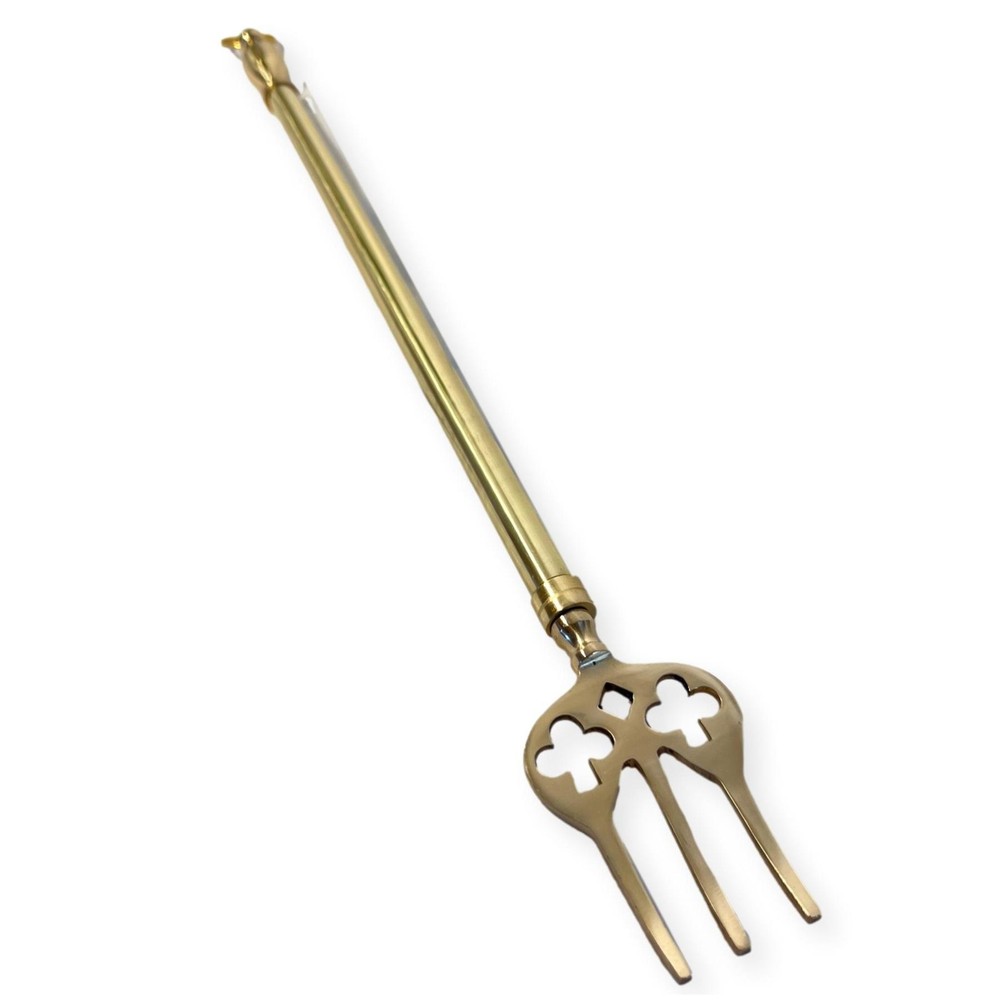 Brass extending fireside toasting fork | Extends to 72cm