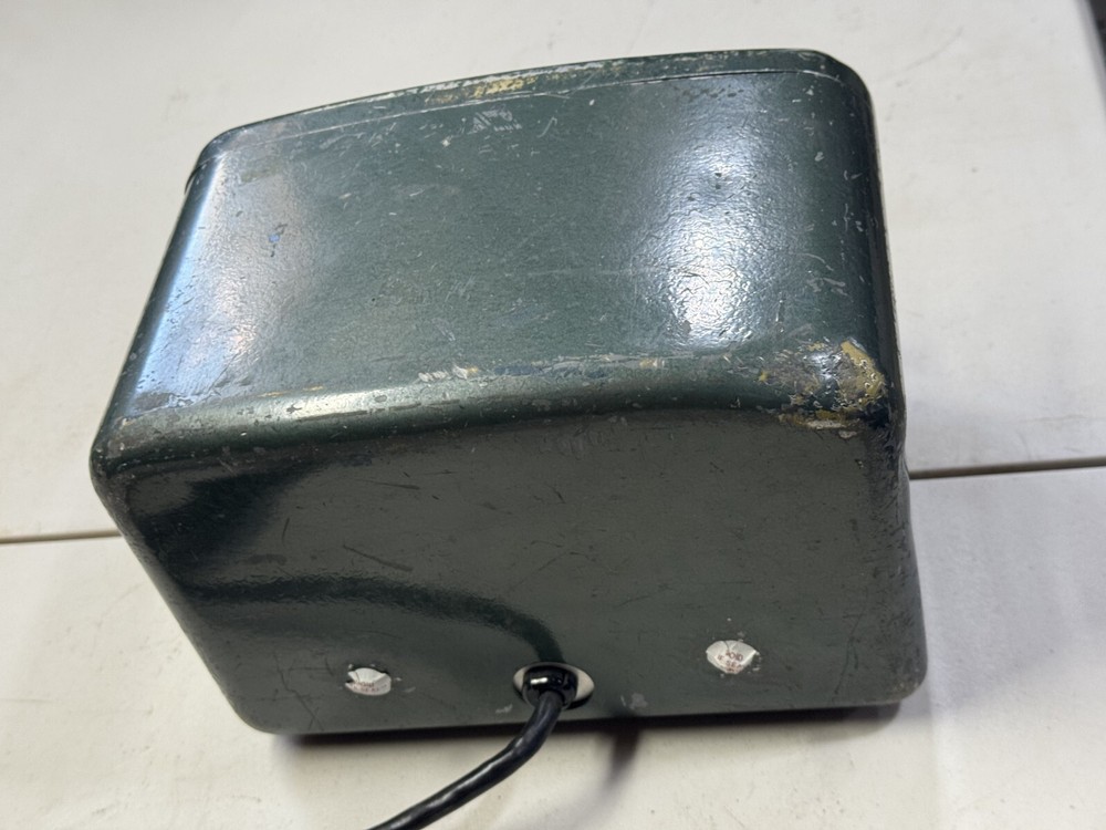 Stoddart Singer 91263-1 Pulse Generator 120v Input Powers On
