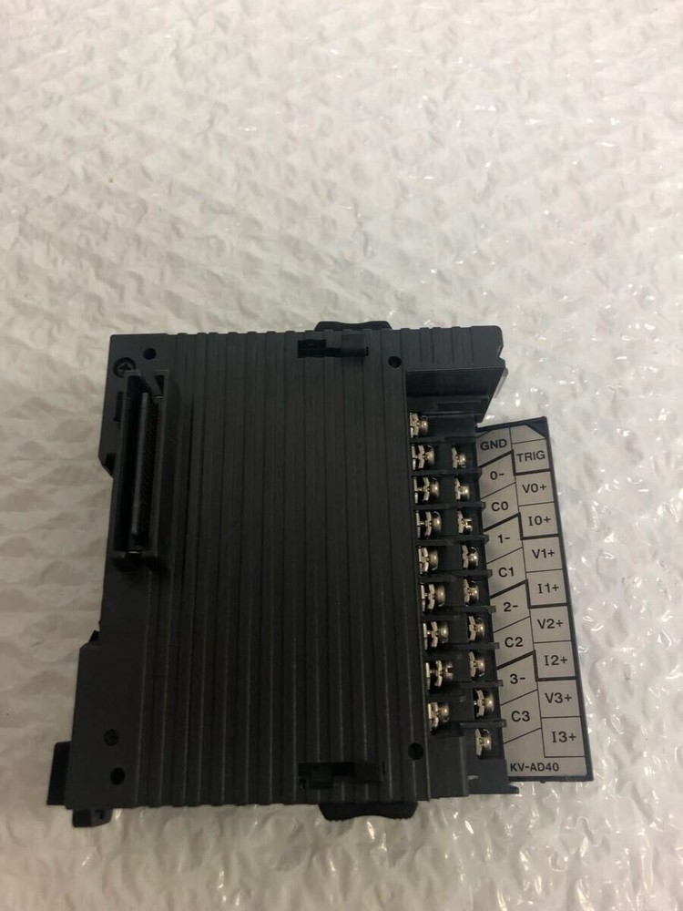 KEYENCE KV-AD40 PLC Analog Input Module Excellent Tested USED