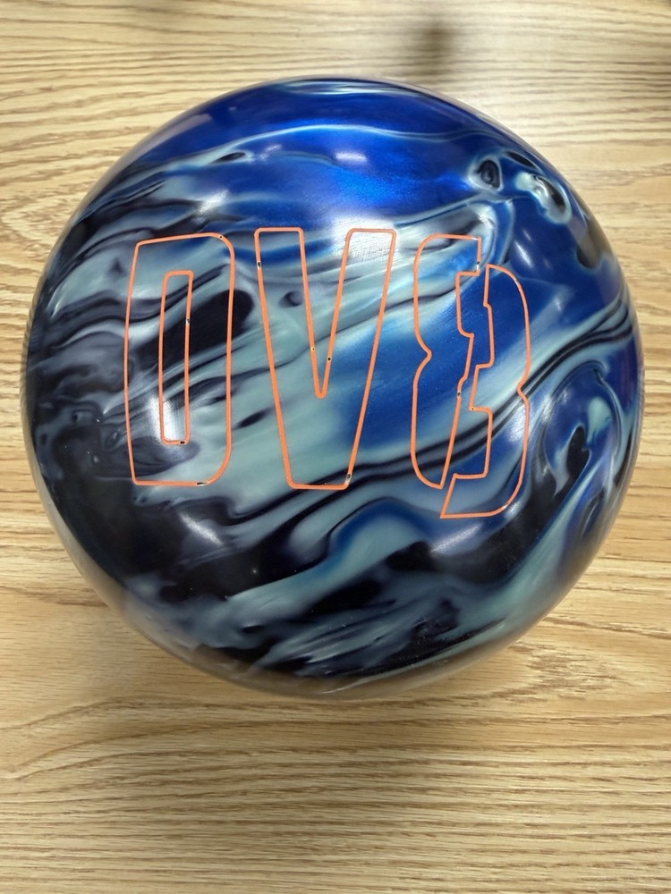 15lb DV8 Mantra Bowling Ball - Fully Plugged