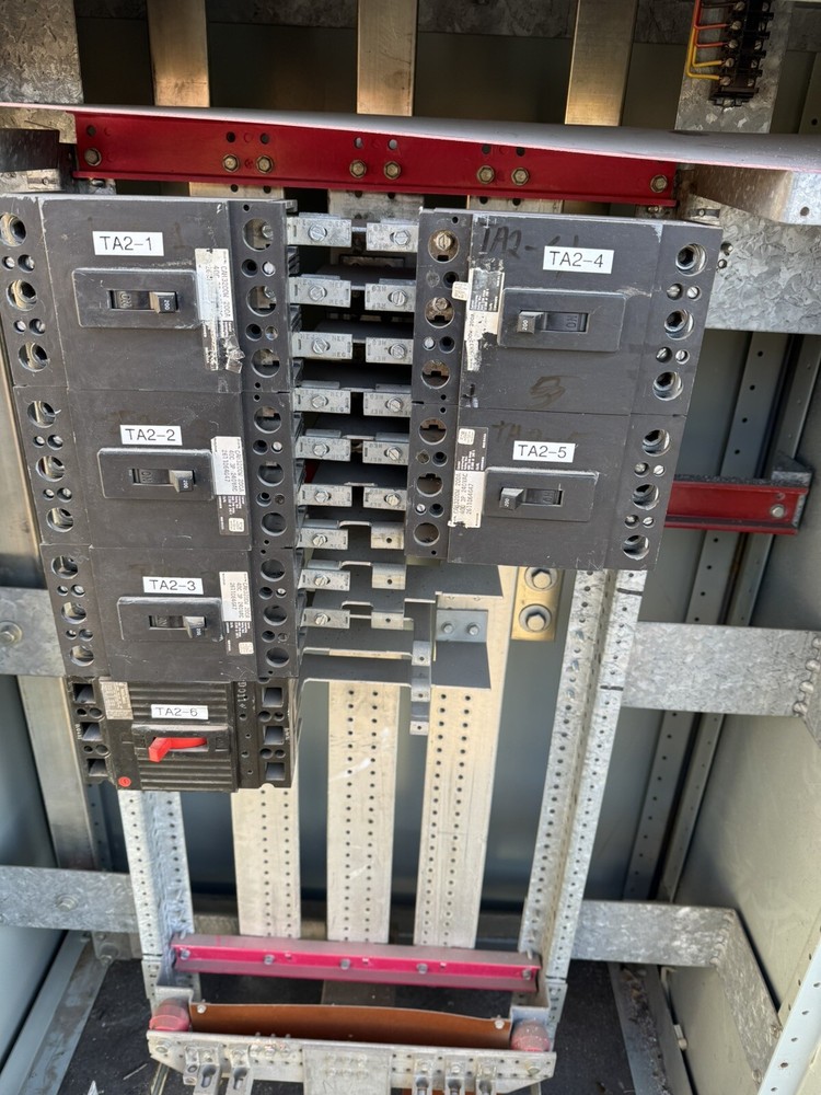 FEDERAL PACIFIC MOUNTING HARDWARE TWIN CA BREAKER, PANEL BOARD TYPE DIST