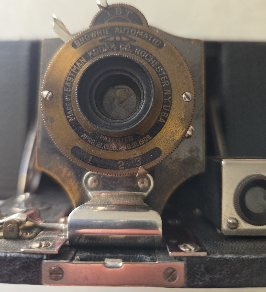 * 1907 Kodak No.2 Folding Pocket Brownie Model B Camera 120 Burgundy Red Bellows