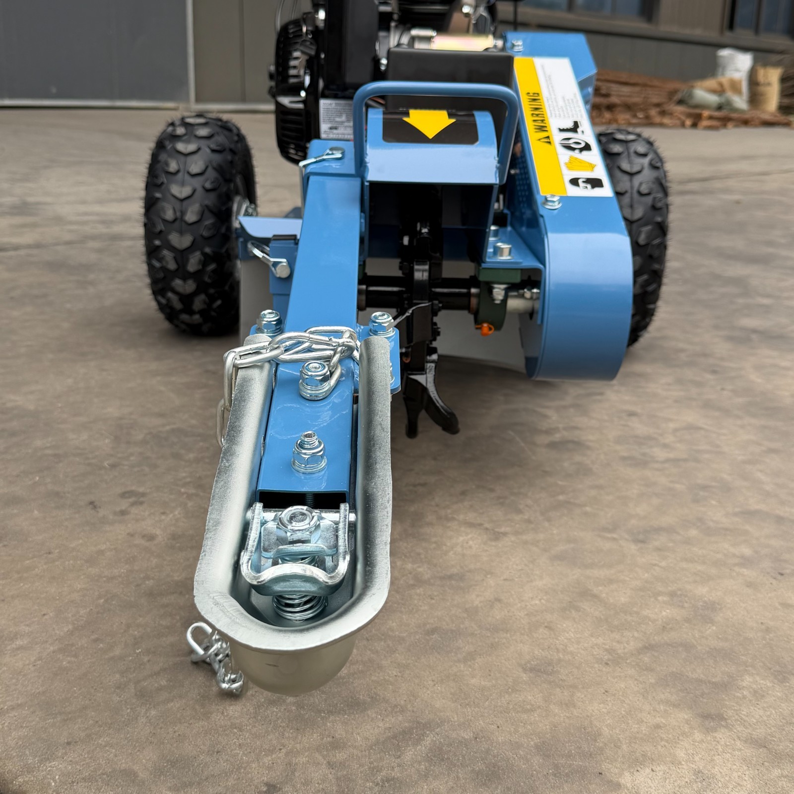 15HP Stump Grinder, 420cc 15'' Cutting Height/10'' Cutting Depth, Electric Start