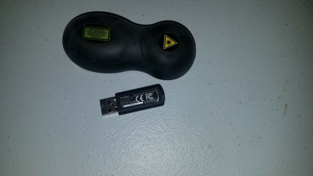 Kensington Wireless Presenter with Red Laser Pointer (K33374USB)