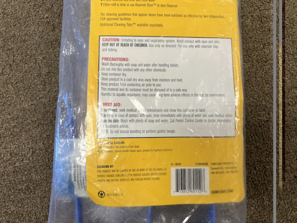 Camelbak Hydration System Cleaning Kit Brushes, Cleaning Tabs, Dryer NEW