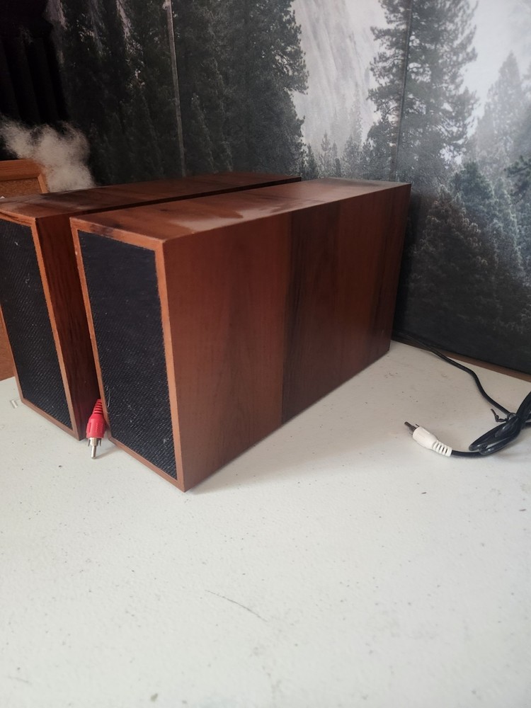 Crosley C62BWA Turntable System and Speaker