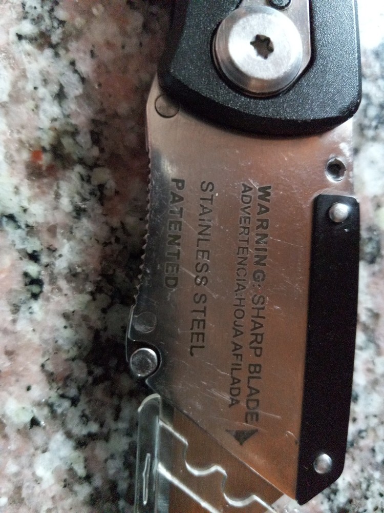 Husky Utility Knife