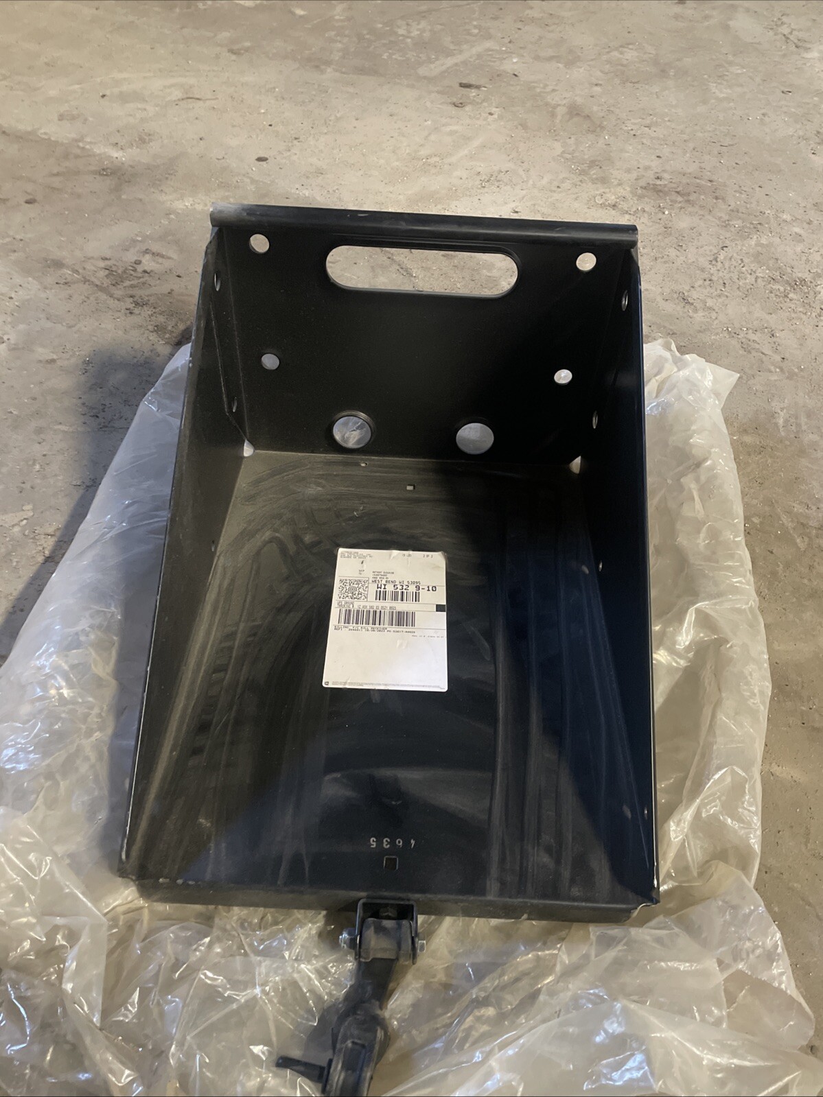 32mk496p2 Mack Battery Box Tray