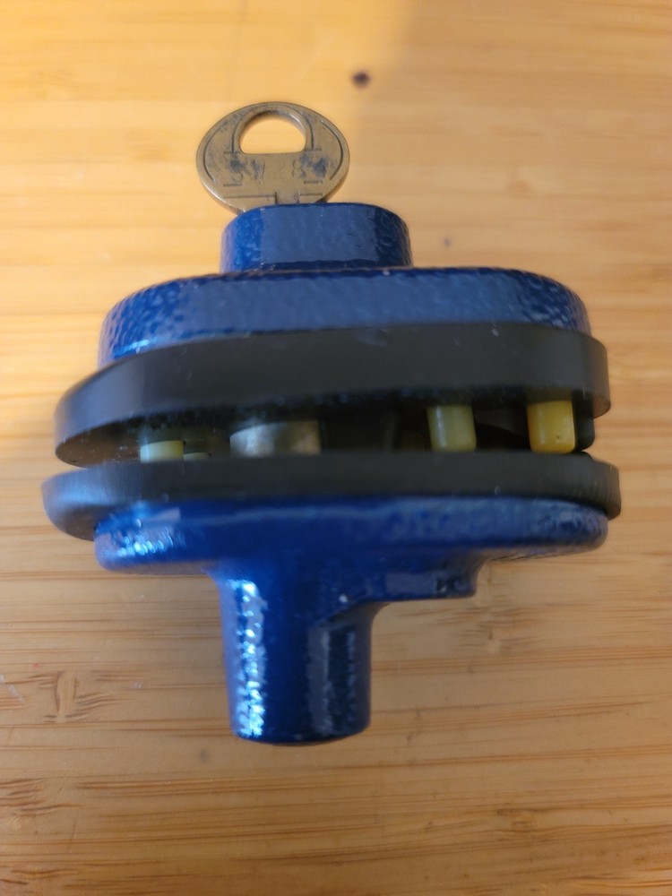 Blue, Keyed Firearm Trigger Lock, Pre-Owned