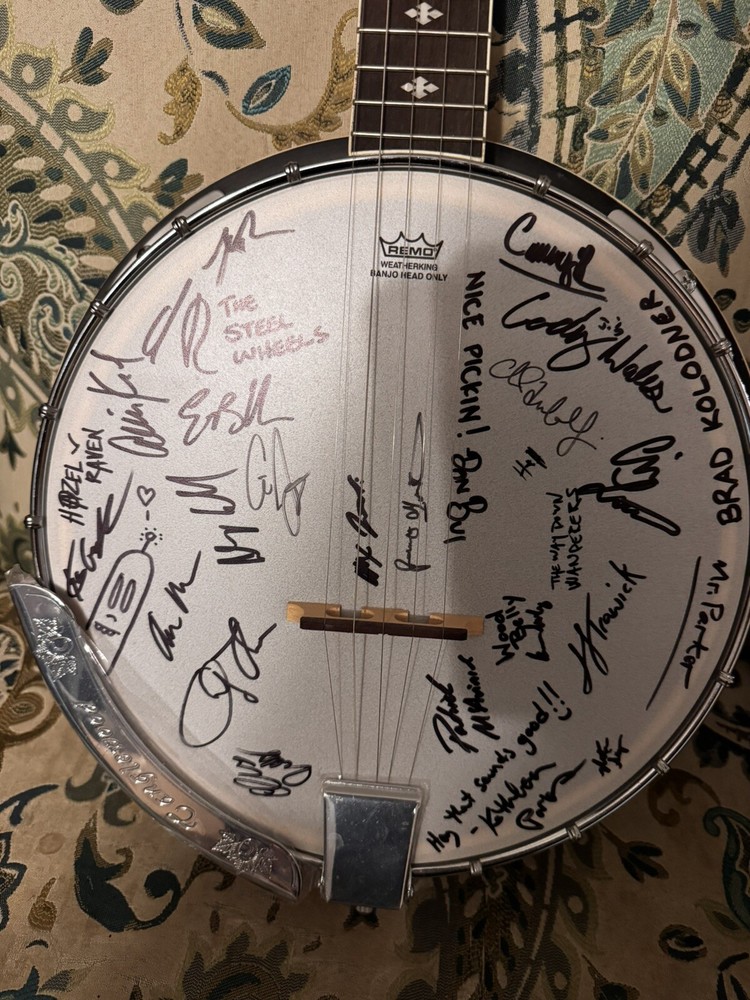 Tanglewood TWB18M5 5-String Banjo Autograph By: Infamous Stringdusters & More.