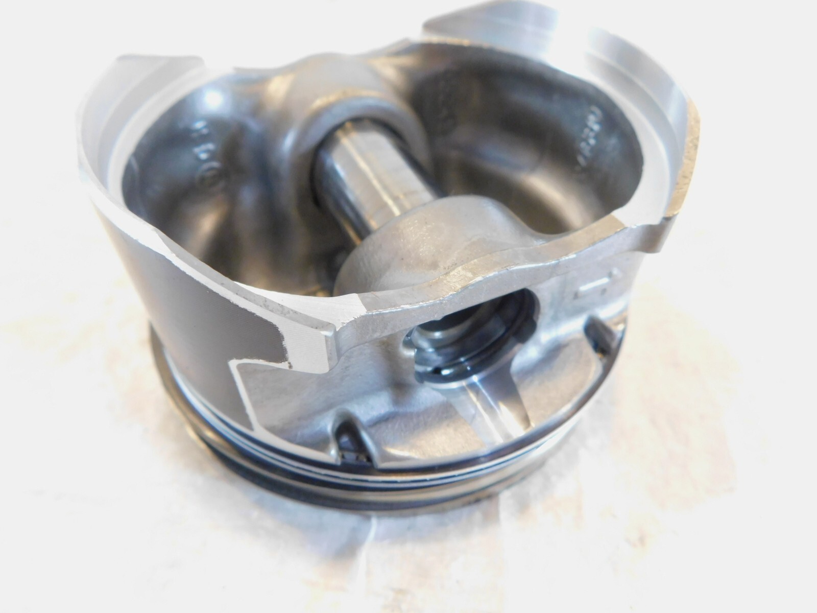 Harley Davidson Sportster 1200 48 Forty-Eight Engine Cylinders Barrel & Pistons