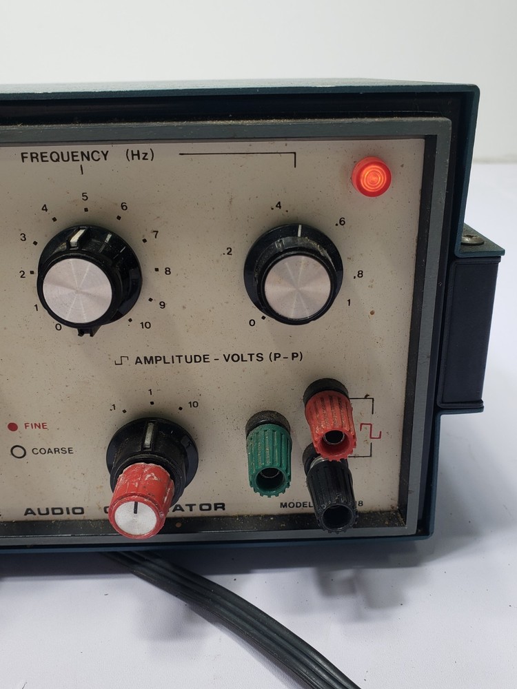 Heathkit Model IG-5218 Sine-Square Audio Generator 6 Watts Powers On Untested
