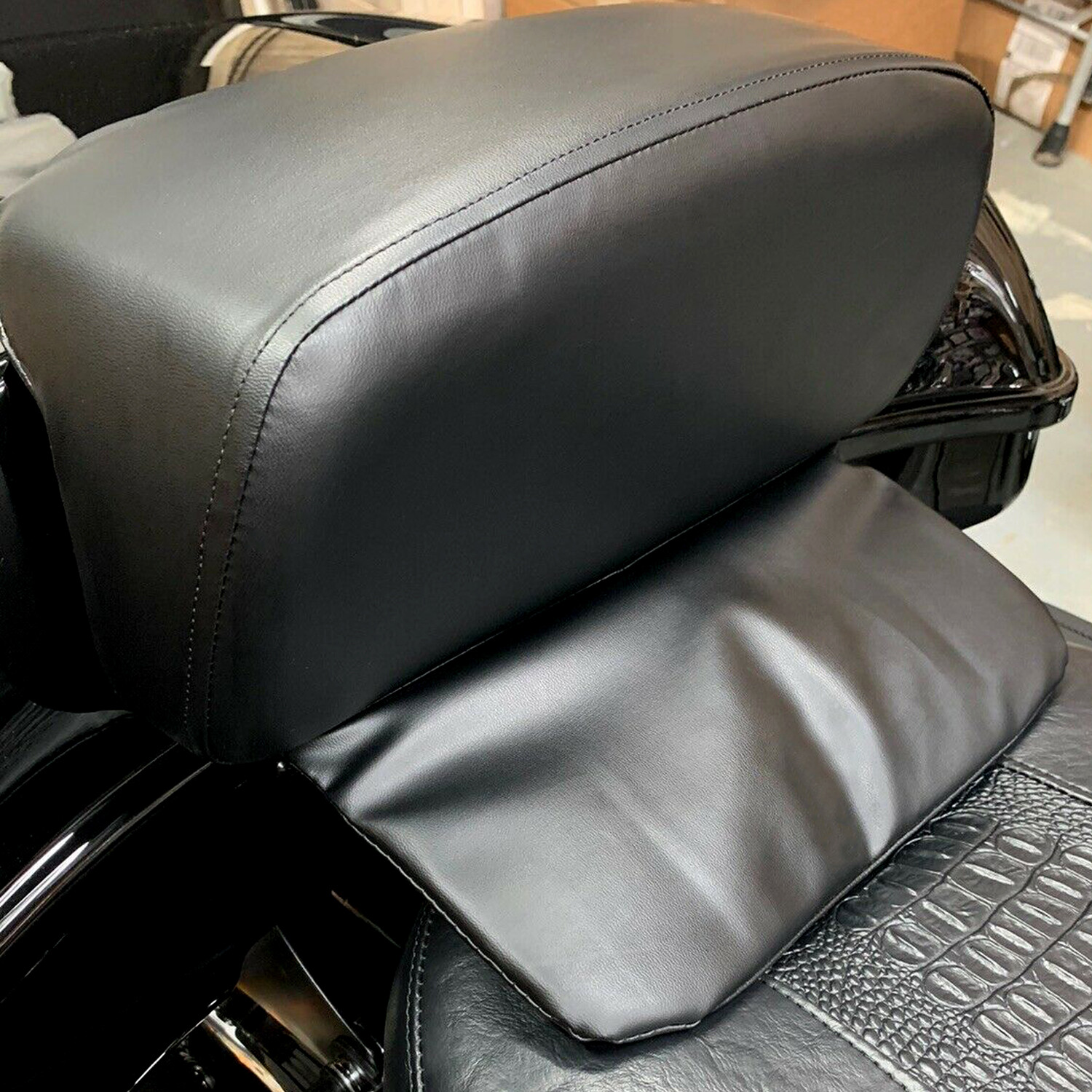 KUAFU Chopped Backrest Pad for 14-23 Harley Touring Razor Tour Pak Pack Trunk
