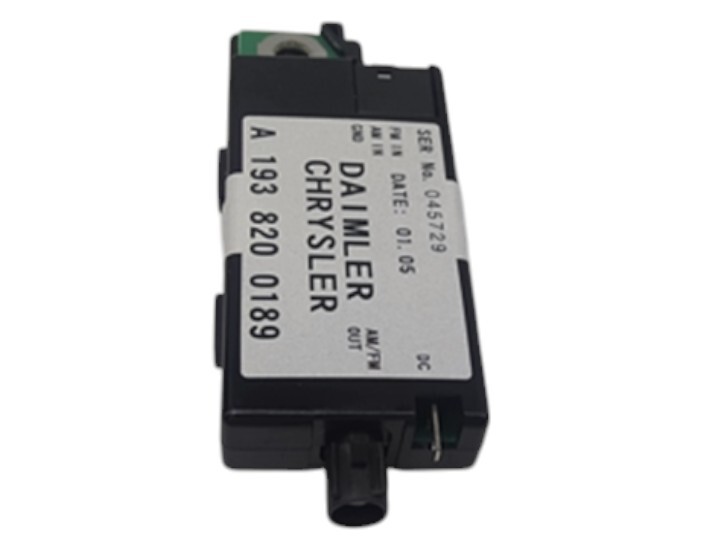 2004-2008 CHRYSLER CROSSFIRE AMPLIFIER 5101690AA