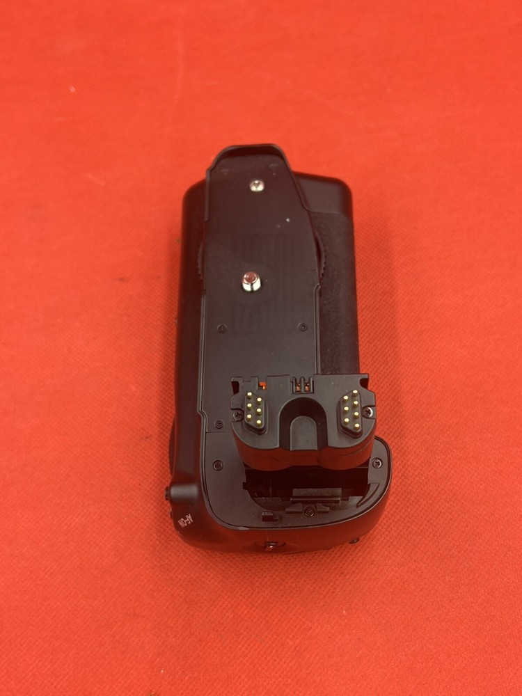 polaroid performance grip model no PLGR187D for canon eos 7D