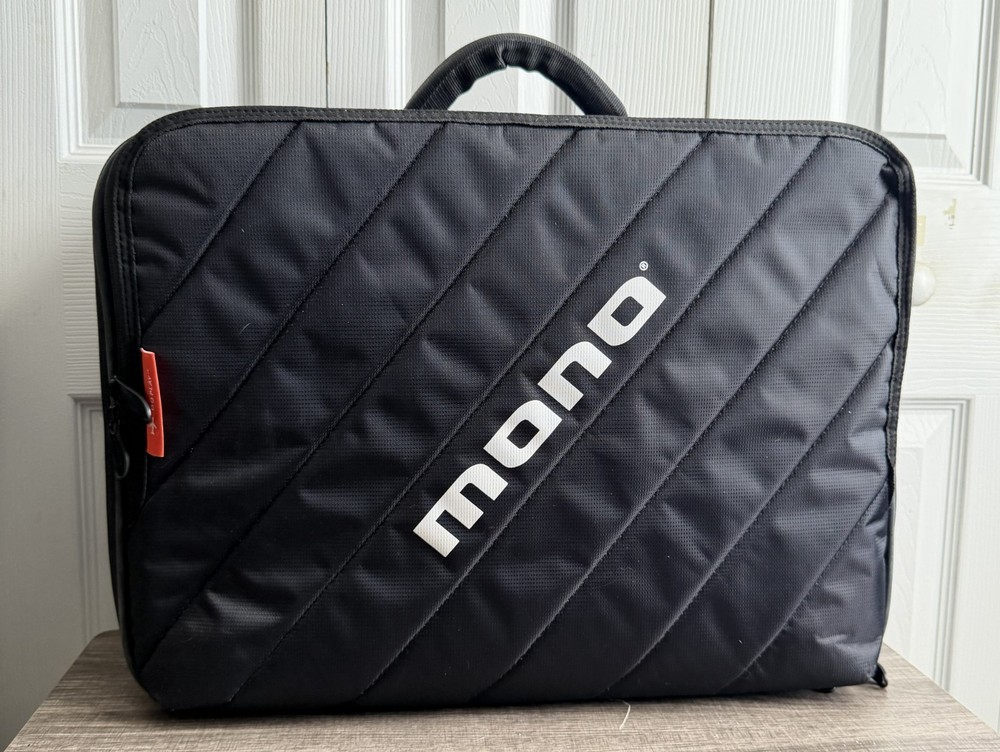 MONO Club 2.0 Accessory Case