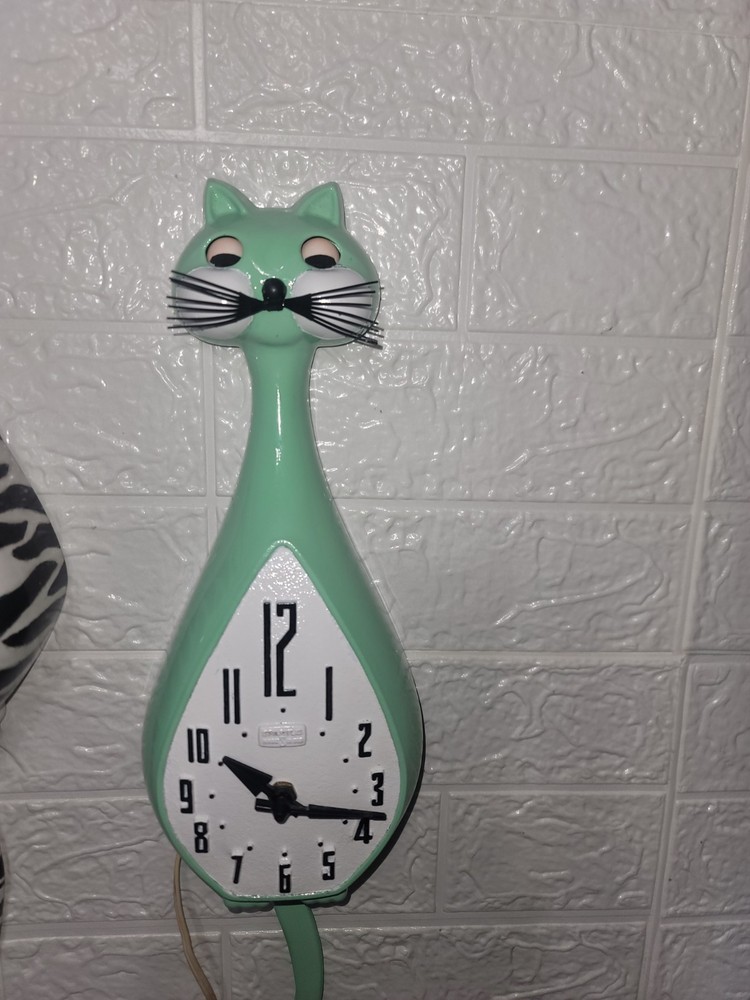 Rare Spartus 50s/60s Here Kitty Kitty Cool Mint Kitty, Fully Functional.