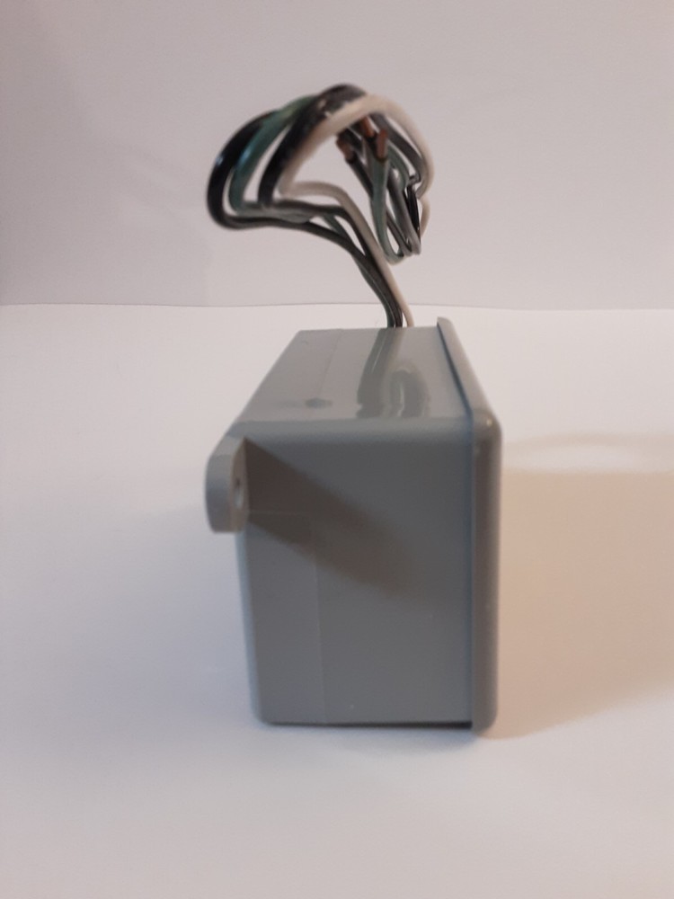 Vintage Scepter E Clips Transient Voltage Surge Suppressor Model 240H