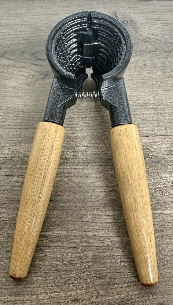 Vintage Nutcracker Double Handle Spring Loaded. Works Great!
