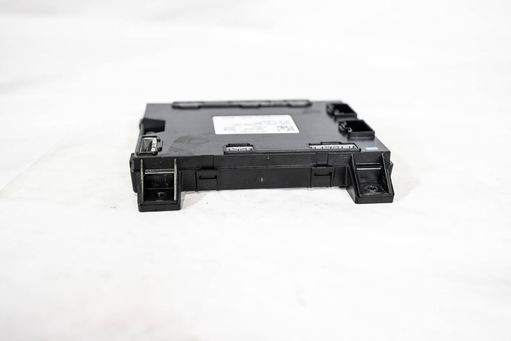 Tesla Model S Body Control Module Controller 101090600D