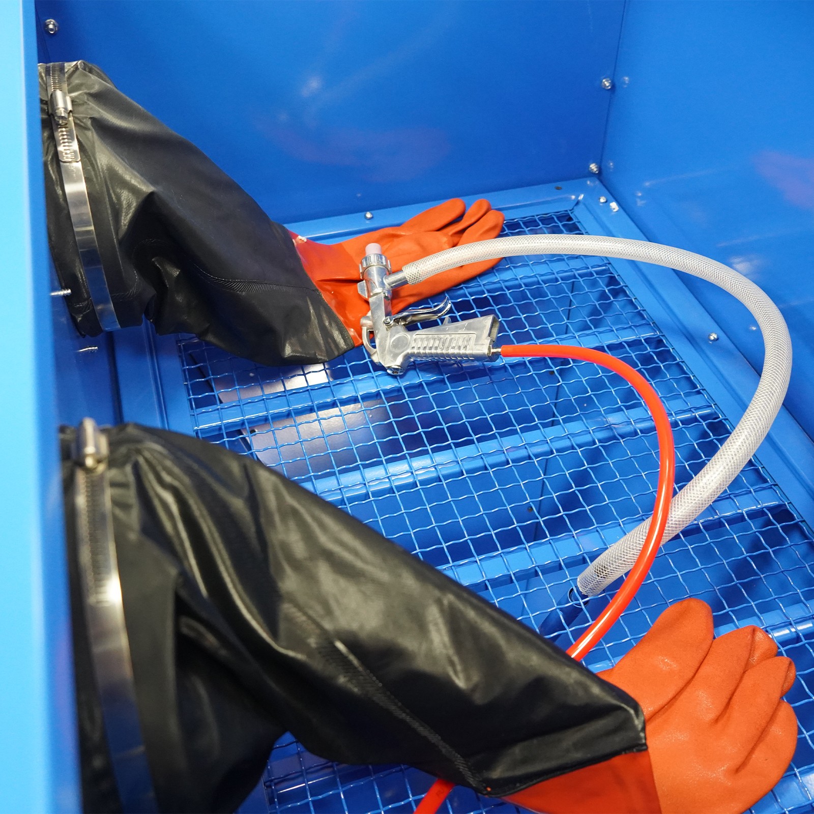 90 Gallon Sand Blasting Cabinet Stand Blasting Gun & 4 Nozzles Gloves Blue